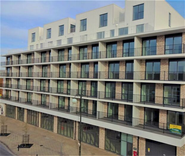 2 Bedroom Apartment To Rent In The Broadway, Town Centre, RH10