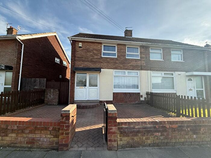 2 Bedroom Semi-Detached House For Sale In Rutherglen Road, Sunderland, SR5