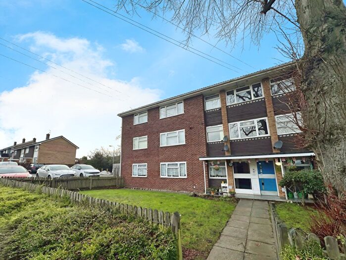 2 Bedroom Flat For Sale In Gorsey Lane, Great Wyrley, Walsall, WS6