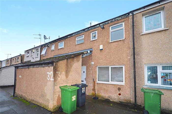 3 Bedroom Terraced House For Sale In Telford Place, Leeds, West Yorkshire, LS10