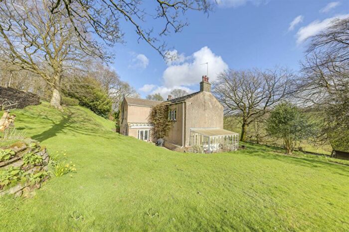 6 Bedroom Semi-Detached House For Sale In Sunny Bank Road, Helmshore, Rossendale, BB4