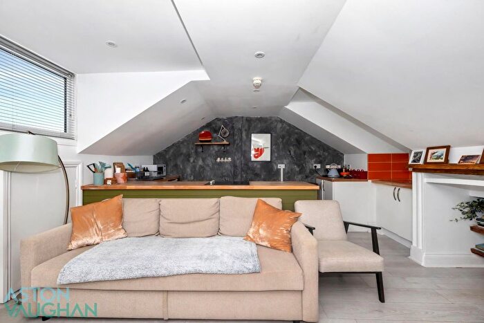 2 Bedroom Flat To Rent In Burlington St, Brighton, BN2