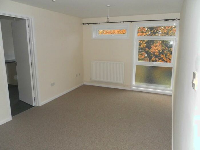 2 Bedroom Flat To Rent In Cassowary Road, Birmingham, B20