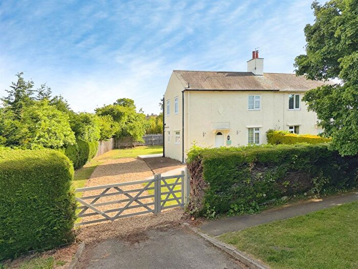 3 Bedroom Semi-Detached House For Sale In Peterborough Road, Ailsworth, Peterborough, PE5