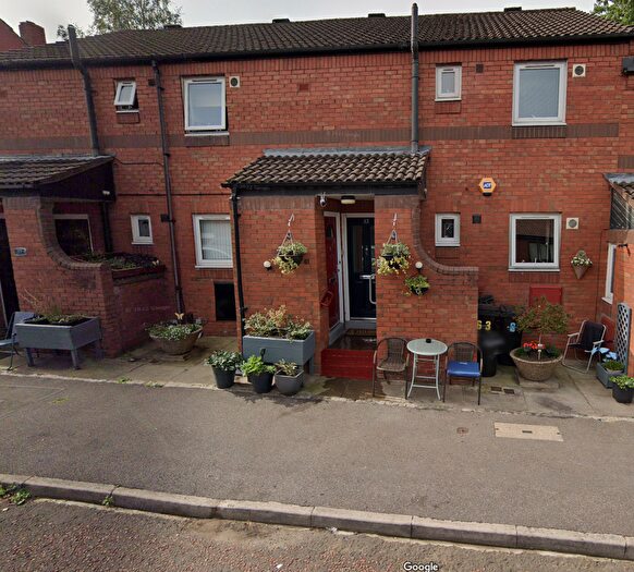 1 Bedroom Flat To Rent In Churchill Street, Heaton Norris, Stockport, SK4