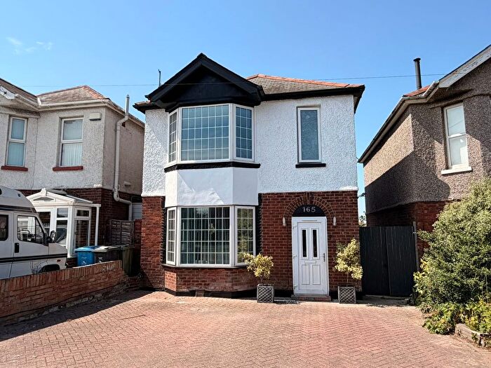 3 Bedroom Detached House To Rent In Longfleet Road, Poole, BH15