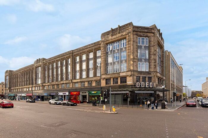 2 Bedroom Flat For Sale In / Lothian Road, Lothian House, Tollcross, Edinburgh, EH3