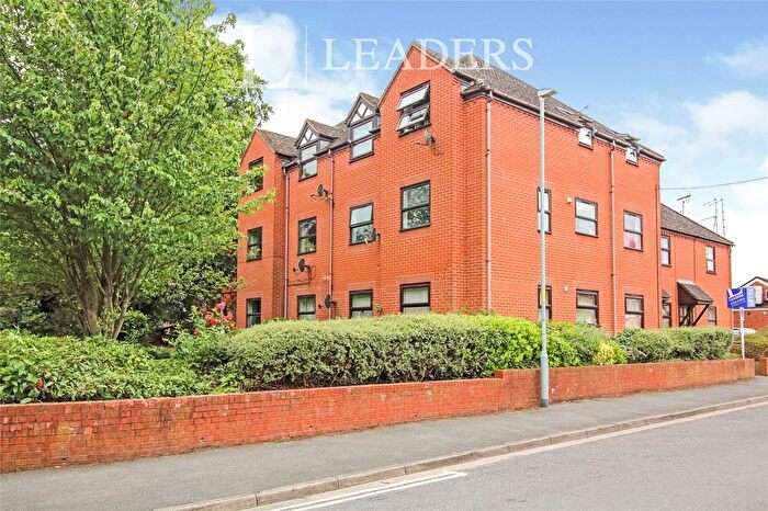 2 Bedroom Flat For Sale In Penbury Street, Worcester, WR3