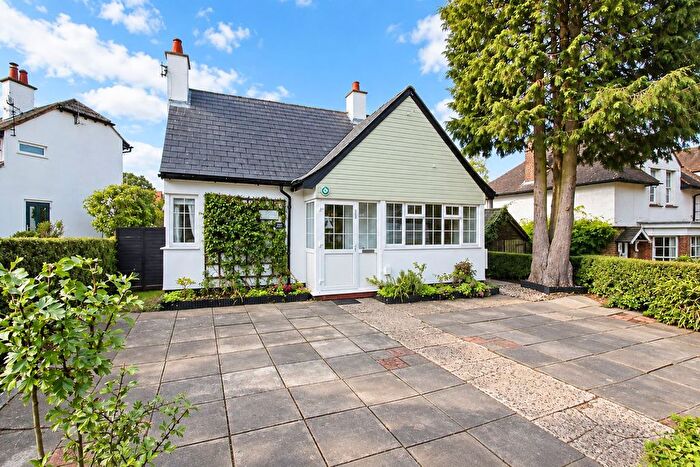 3 Bedroom Detached House For Sale In Nevells Road, Letchworth Garden City, SG6