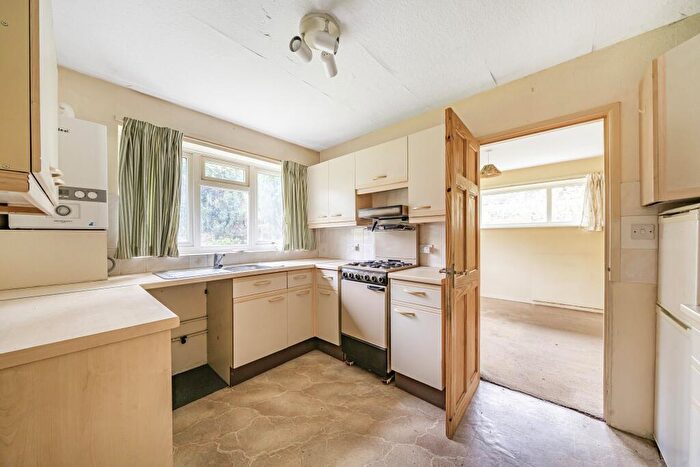 3 Bedroom Bungalow For Sale In Highridge, Alton, Hampshire, GU34