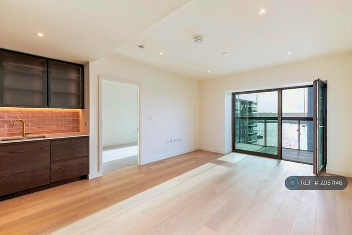 2 Bedroom Flat To Rent In Riverscape Walk, London, E16