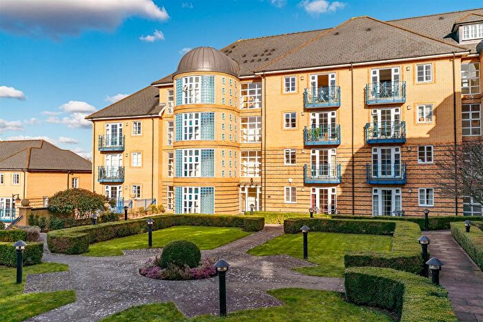 Property For Sale In Newland Gardens, Hertford, SG13