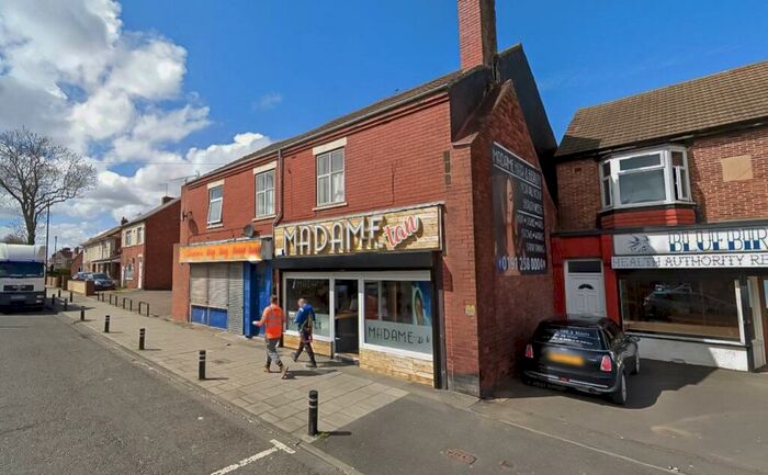 3 Bedroom Flat To Rent In Front Street, Chirton, North Shields, Tyne And Wear, NE29