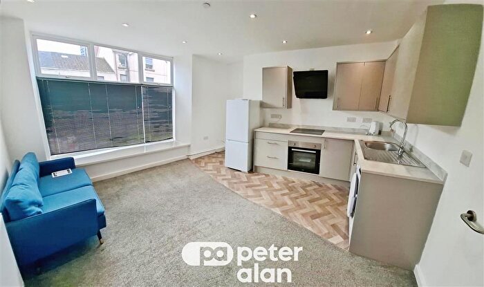 2 Bedroom Flat To Rent In Mansel Street, Swansea, SA1