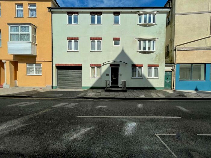 Studio To Rent In Lennox Street, PO21