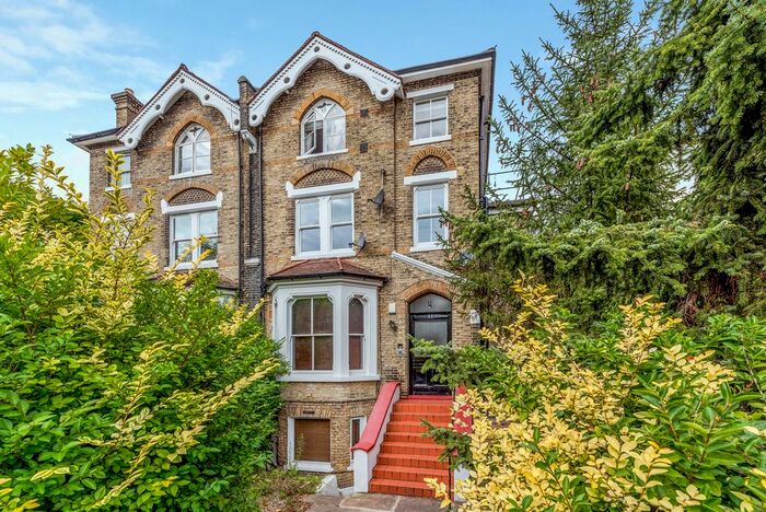 2 Bedroom Flat To Rent In Ravenna Road, Putney, SW15