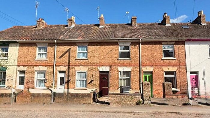 2 Bedroom Terraced House For Sale In Cheddon Road, Taunton, Somerset, TA2