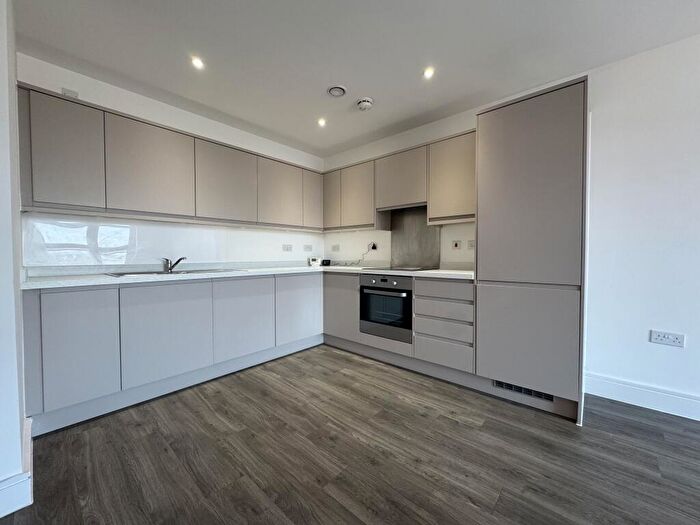 2 Bedroom Flat To Rent In Jefferson Avenue, Hamworthy, BH15