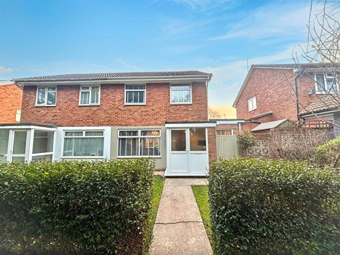 3 Bedroom Semi-Detached House For Sale In Rowan Avenue, Eastbourne, BN22