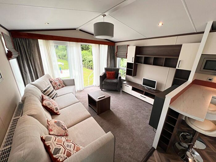 2 Bedroom Caravan For Sale In Dog Lane, Tarporley, CW6