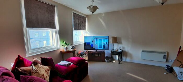 1 Bedroom Apartment To Rent In Morton Road, Exmouth, EX8