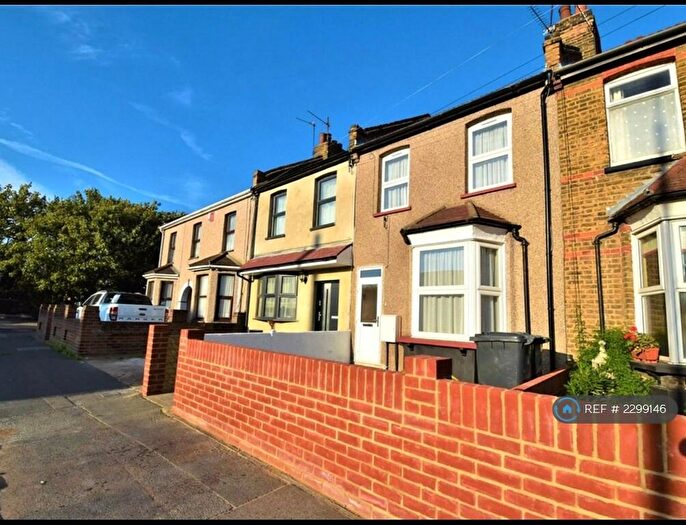 3 Bedroom Terraced House To Rent In St. Vincents Road, Dartford, DA1