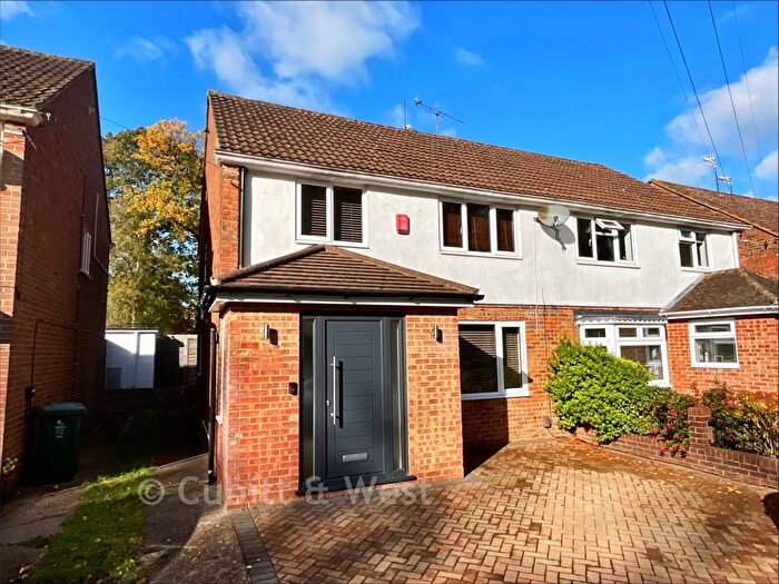 3 Bedroom Semi Detached House For Sale In Crossways, Three Bridges, Crawley, West Sussex, RH10