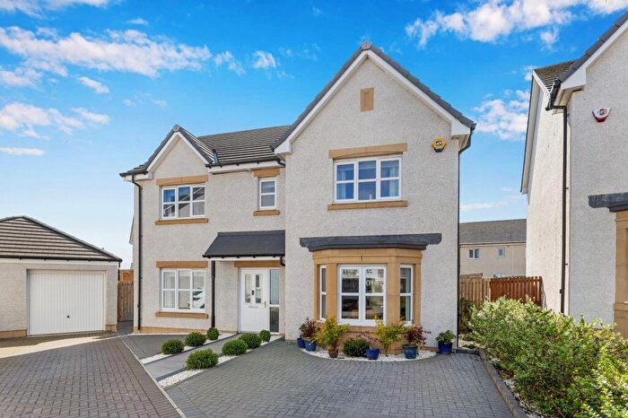 4 Bedroom Detached House For Sale In Cove Crescent, Gilmerton, Edinburgh, EH17