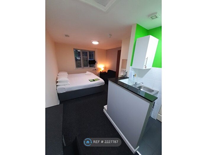 Studio To Rent In Liverpool Road, Newcastle Under Lyme, ST5