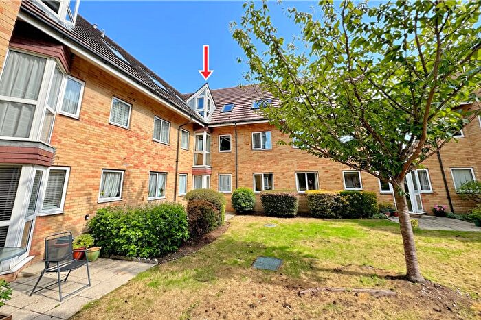 2 Bedroom Retirement Property For Sale In Sunnyhill Road, Poole, BH12