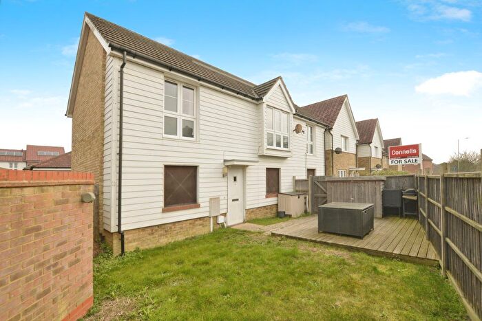 2 Bedroom Maisonette For Sale In Coulter Road, Ashford, TN23
