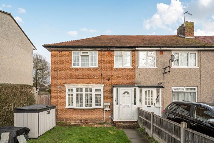 3 Bedroom Terraced House For Sale In Cowgate Road, Greenford, UB6
