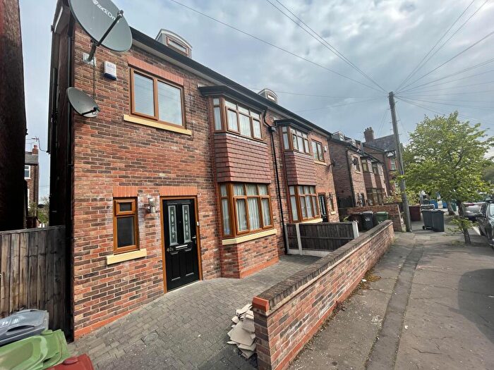 4 Bedroom House To Rent In Grosvenor Road, M16