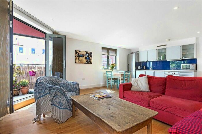 2 Bedroom Flat To Rent In Disney Place, London, SE1