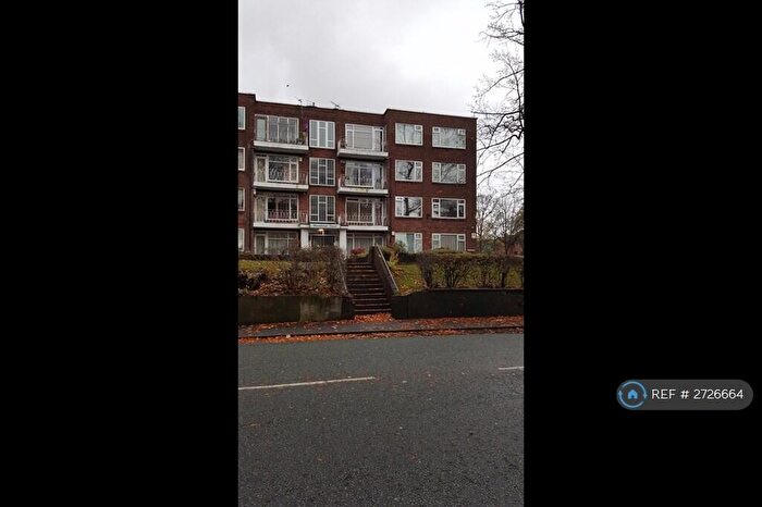 2 Bedroom Flat To Rent In Brooklands Court, Manchester, M8