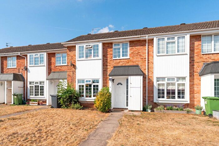 2 Bedroom Terraced House For Sale In Penfold Close, Bishops Tachbrook, Leamington Spa, Warwickshire, CV33
