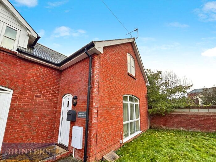 1 Bedroom End Of Terrace House To Rent In Alphington Road, Exeter, EX2