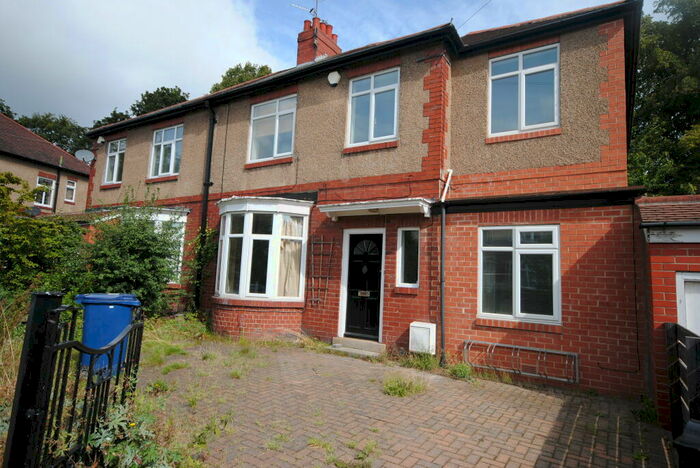 5 Bedroom Garage / Parking To Rent In Grosvenor Avenue, Jesmond, Newcastle Upon Tyne, NE2