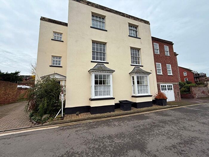 1 Bedroom Flat For Sale In Waterside, Upton-Upon-Severn, WR8
