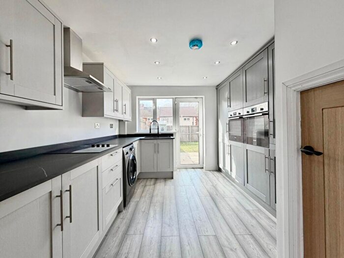 3 Bedroom End Of Terrace House To Rent In Lime Grove, Llanmartin, NP18