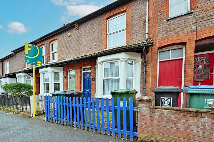 2 Bedroom Terraced House For Sale In Brighton Road, Watford, WD24