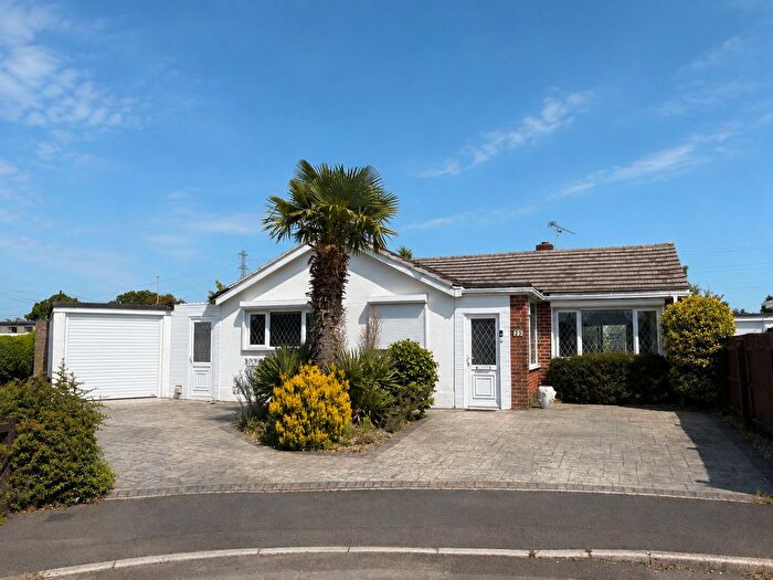 3 Bedroom Bungalow For Sale In Forest View Drive, Ferndown, BH21