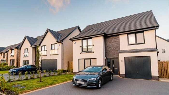4 Bedroom Detached House For Sale In Strathaven Road Hamilton, ML3