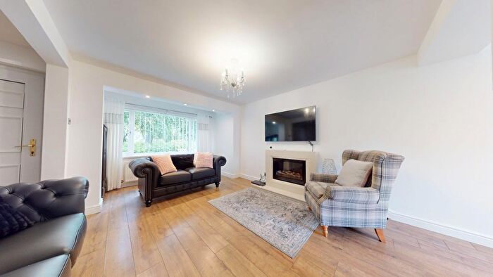 3 Bedroom Terraced House For Sale In Newcastle Road, South Shields, Tyne And Wear, NE34