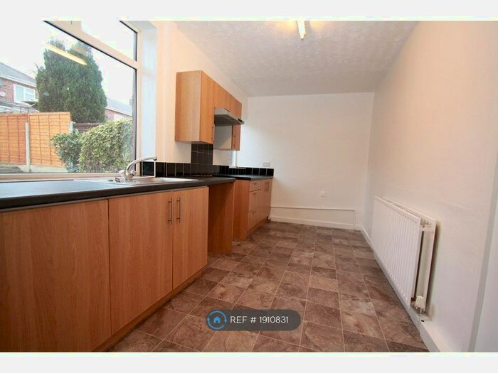 3 Bedroom Terraced House To Rent In Hamilton Street, Swinton, Manchester, M27