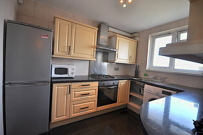 3 Bedroom Flat To Rent In Castlehaven Road, Ucl, Rvc, Lse, Camden, Kentish Town, Euston, Camden Road, London, NW1