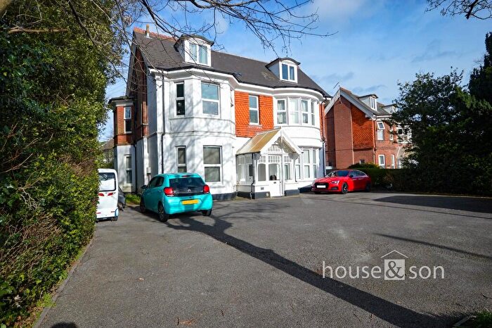 Flat For Sale In Portchester Road, Bournemouth, BH8