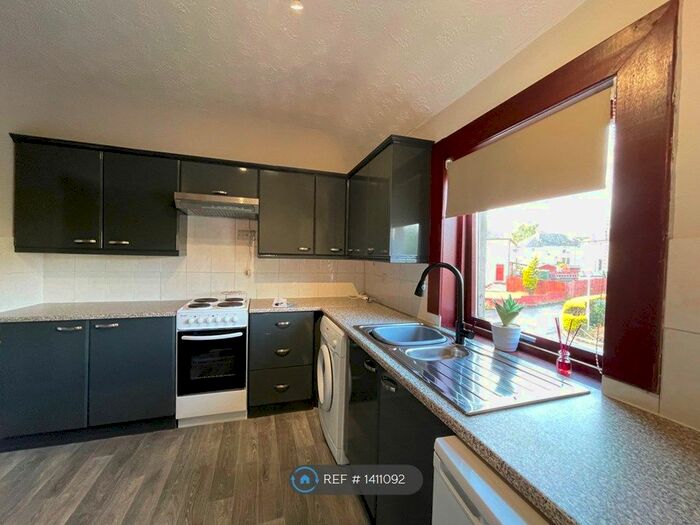 2 Bedroom Flat To Rent In Gartmorn Road, Sauchie, Alloa, FK10