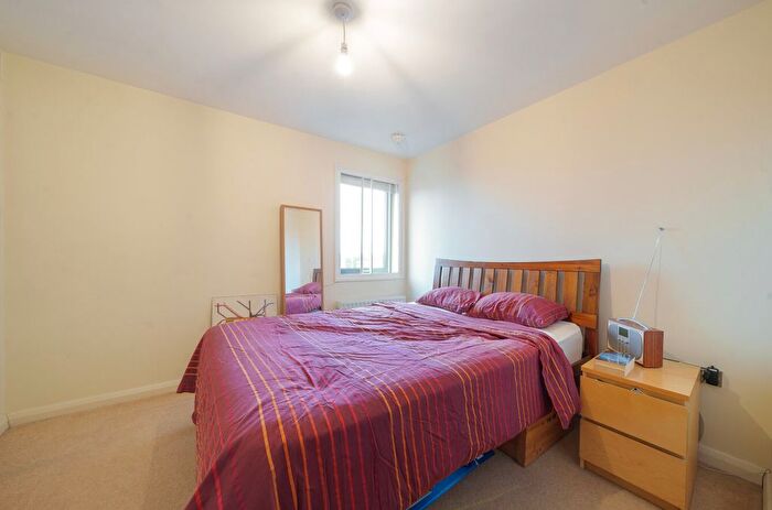 1 Bedroom Flat For Sale In Dominion House, The Avenue, London, W13