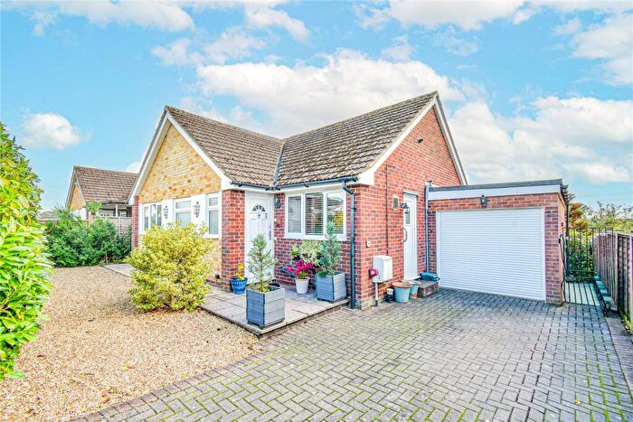 3 Bedroom Detached Bungalow For Sale In Wyndham Road, Newbury, Berkshire, RG14